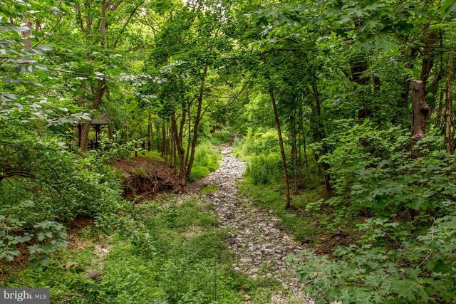 13 ROCK CREEK WOODS, Lambertville, NJ 08530