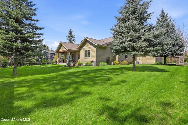 12836 N Sunflower LOOP, Hayden, ID 83835