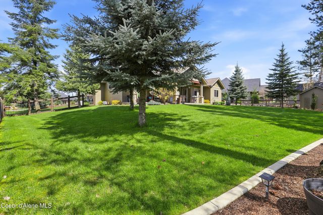 12836 N Sunflower LOOP, Hayden, ID 83835