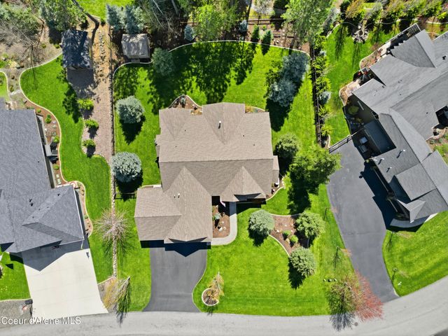 12836 N Sunflower LOOP, Hayden, ID 83835