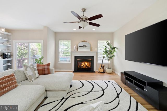 8159 TENBROOK DR, Gainesville, VA 20155