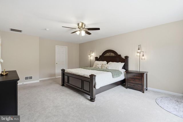 8159 TENBROOK DR, Gainesville, VA 20155