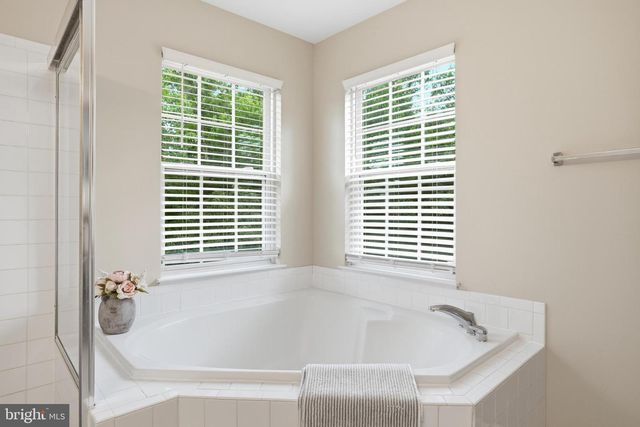 8159 TENBROOK DR, Gainesville, VA 20155