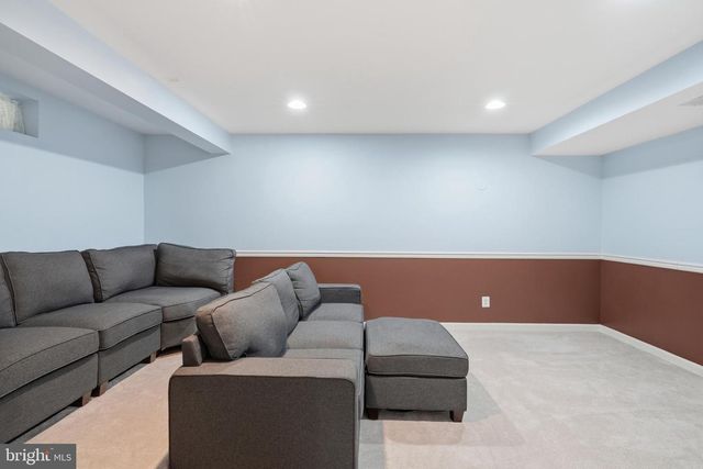 8159 TENBROOK DR, Gainesville, VA 20155