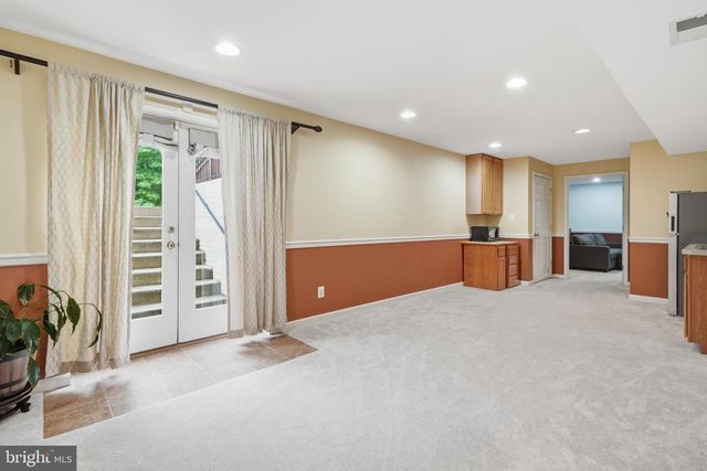 8159 TENBROOK DR, Gainesville, VA 20155