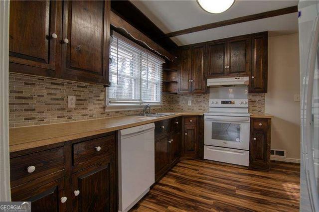 2232 Old Spring Road SE, Smyrna, GA 30080