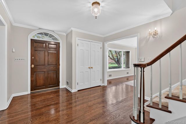 1 Vivian Place, Montebello, NY 10901