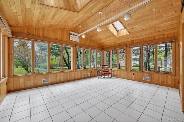 1 Vivian Place, Montebello, NY 10901