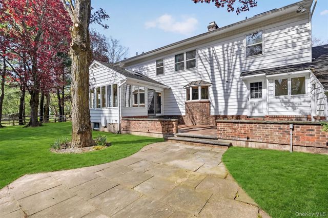 1 Vivian Place, Montebello, NY 10901