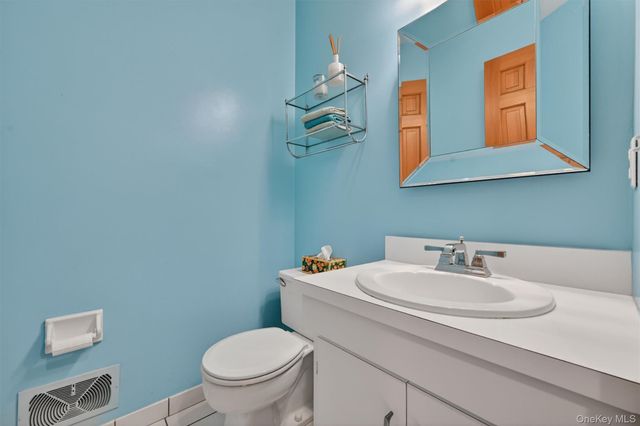 1 Vivian Place, Montebello, NY 10901