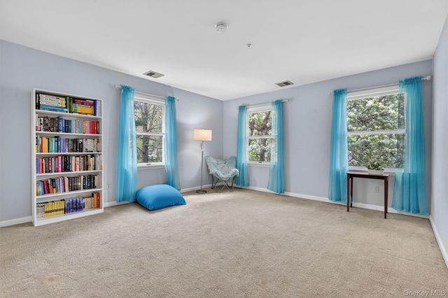 1 Vivian Place, Montebello, NY 10901