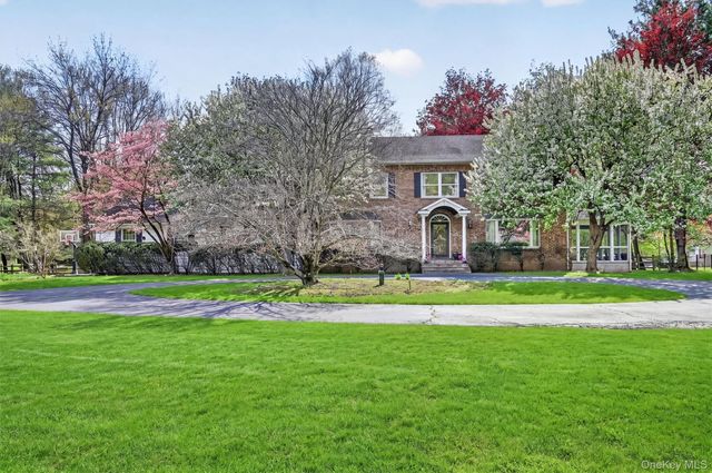 1 Vivian Place, Montebello, NY 10901