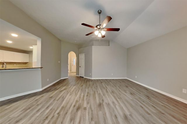 3530 Wellington Drive, Pearland, TX 77584