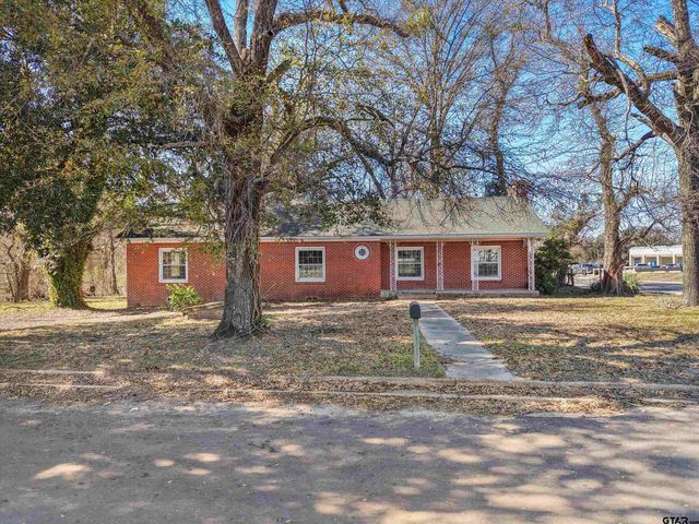 102 S Front, Overton, TX 75684