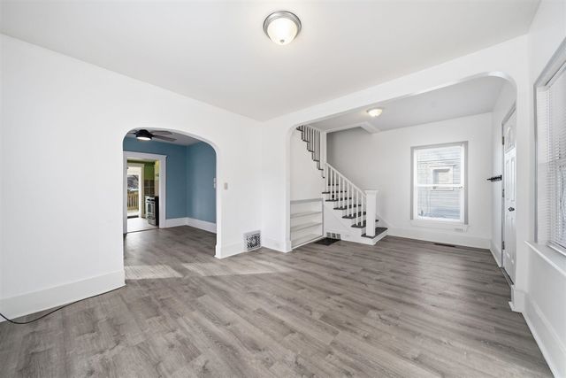 209 W High Street, Jackson, MI 49203