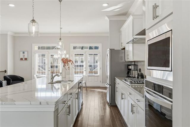 1030 Rivermont Alley, Roswell, GA 30076