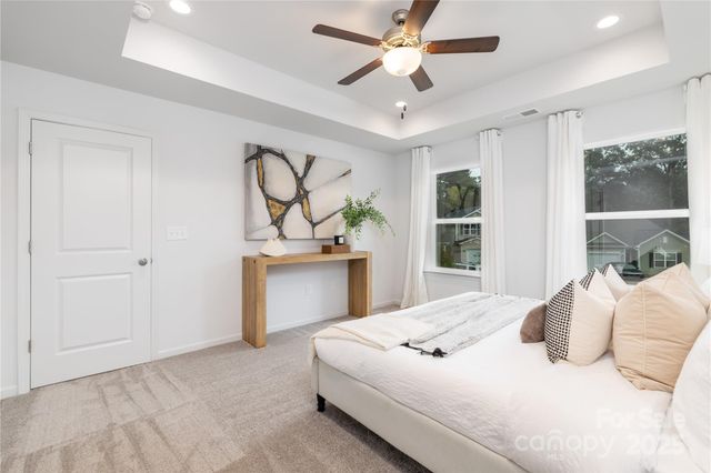 315 E Glendale Avenue, Mount Holly, NC 28120