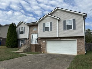 3404 Queensbury Rd, Clarksville, TN 37042