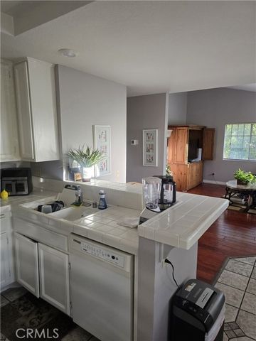 21204 Camelia, Lake Forest (el Toro), CA 92630