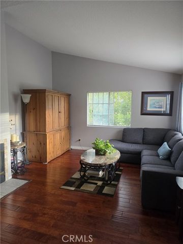 21204 Camelia, Lake Forest (el Toro), CA 92630