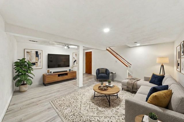 1713 Irving Rd 1713, Randolph, MA 02368