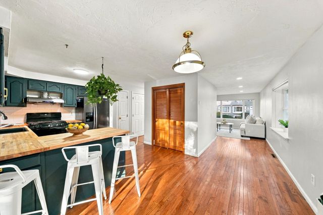 1713 Irving Rd 1713, Randolph, MA 02368