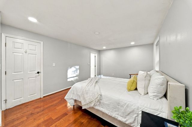 1713 Irving Rd 1713, Randolph, MA 02368