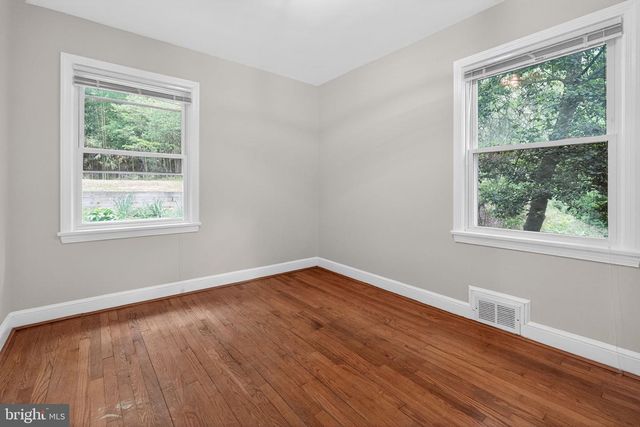 9704 LORAIN AVE, Silver Spring, MD 20901