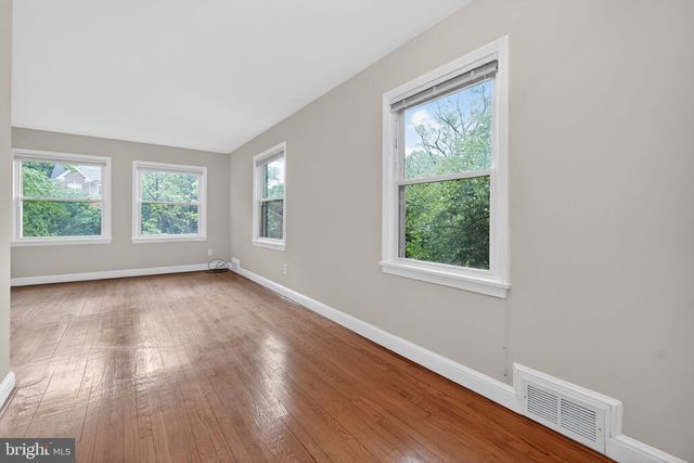 9704 LORAIN AVE, Silver Spring, MD 20901