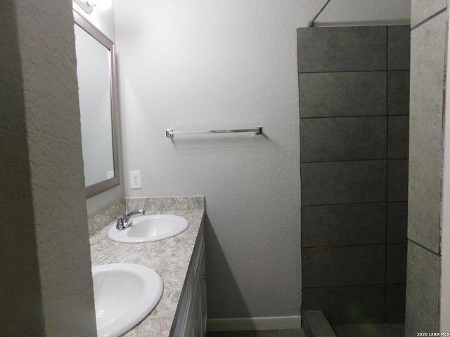 2954 WEIR AVE, San Antonio, TX 78226