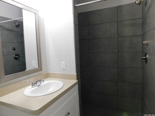 2954 WEIR AVE, San Antonio, TX 78226