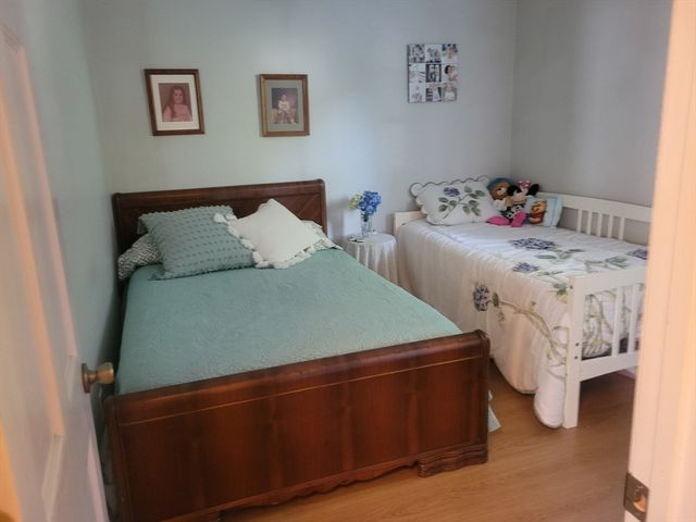 683 Church St, New Bedford, MA 02745