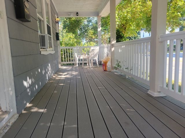 683 Church St, New Bedford, MA 02745