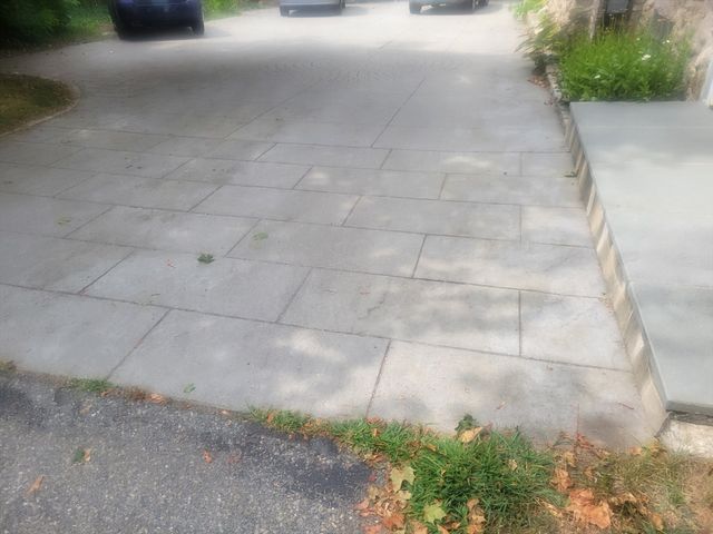 683 Church St, New Bedford, MA 02745