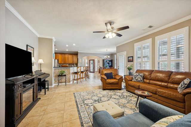 2413 Alamanni Drive, Pearland, TX 77581