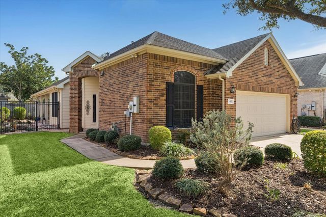 2413 Alamanni Drive, Pearland, TX 77581