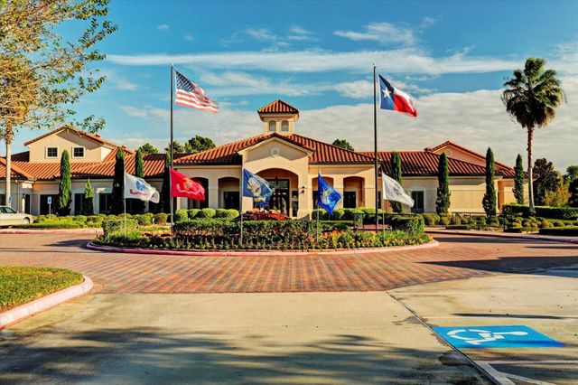 2413 Alamanni Drive, Pearland, TX 77581