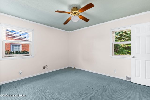 7607 Six Mile Ln, Louisville, KY 40220