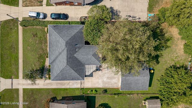 7607 Six Mile Ln, Louisville, KY 40220