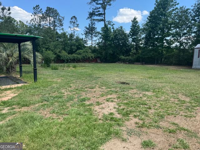 420 Wilson Avenue, Lyons, GA 30436
