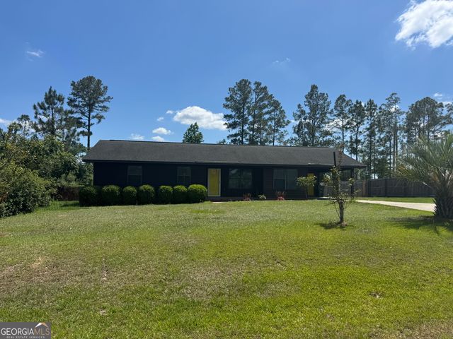 420 Wilson Avenue, Lyons, GA 30436