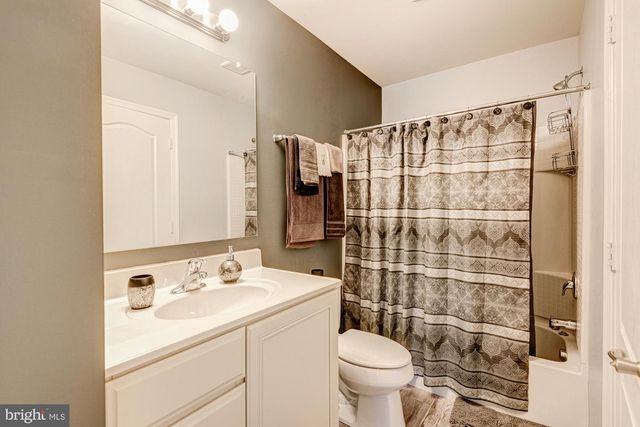 4200 CROSBY LN, Middletown, DE 19709