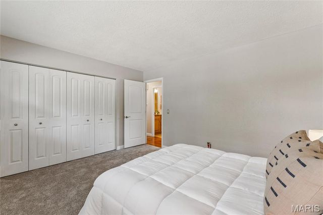 1950 San Luis Rey Parkway, Fenton, MO 63026