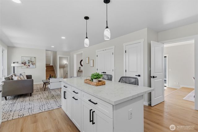 8613 4th Place SE, Everett, WA 98208