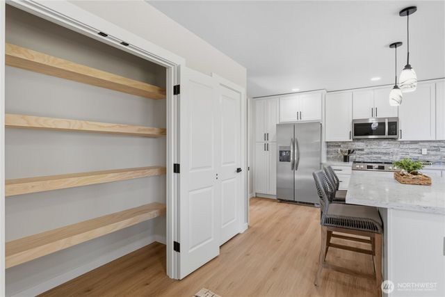 8613 4th Place SE, Everett, WA 98208
