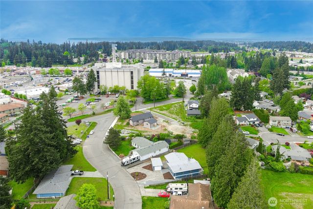8613 4th Place SE, Everett, WA 98208