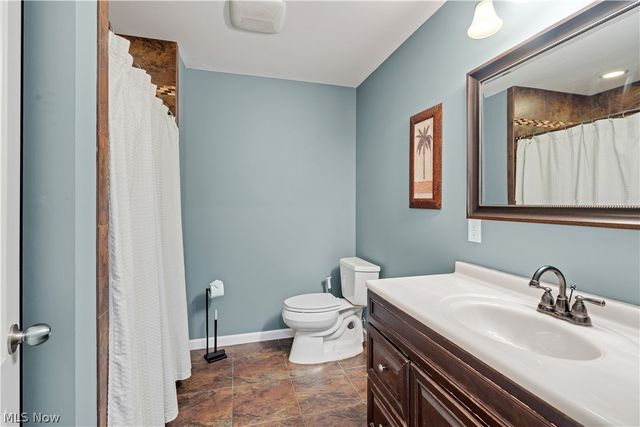 8021 Grayson Drive, Canfield, OH 44406