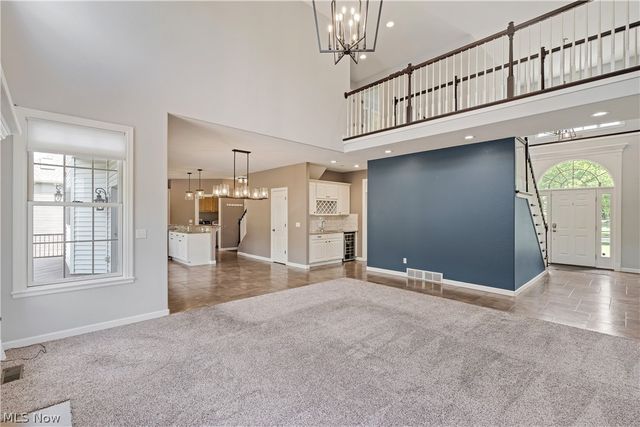 8021 Grayson Drive, Canfield, OH 44406