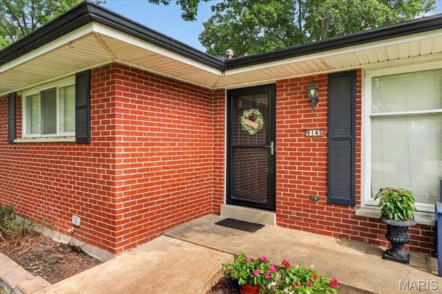 9145 Missy Court, St Louis, MO 63123