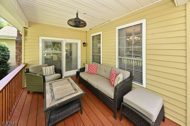 2 Pueblo Cir, Wayne Twp., NJ 07470